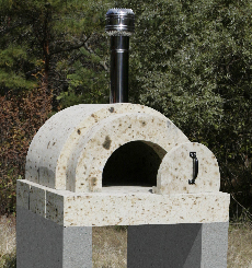 大谷石のピザ窯